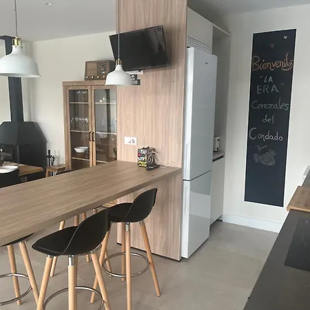 At La Era De Cerezales del Condado